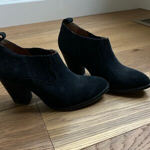 FRYE Ilana Shootie Wood Black Leather Suede Boots Slip On Ankle Booties 8